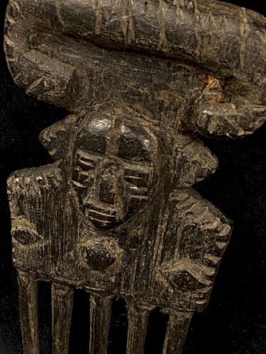 Peigne ancien à décor de masque Fang, Kota, Gabon Cameroun