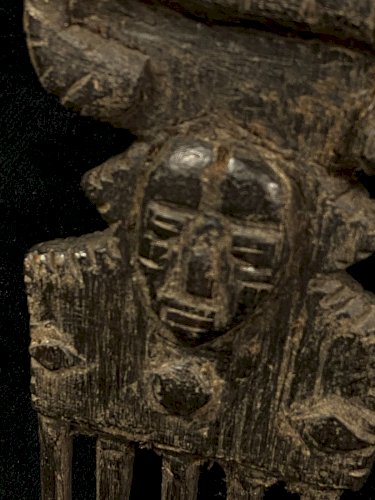 Peigne ancien à décor de masque Fang, Kota, Gabon Cameroun