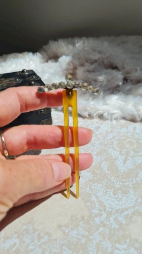 Peigne ancien en corne demi lune pour collection fin XIXé Siècle