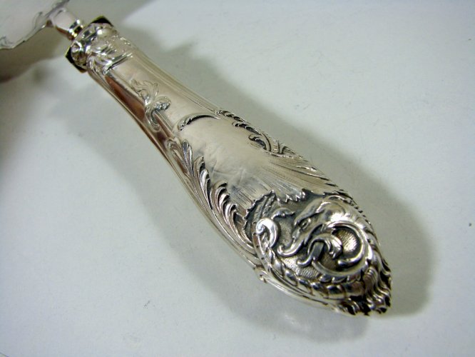 Pelle à Friandises Manche Argent Sculpté Fin XIX° Style Rocaille
