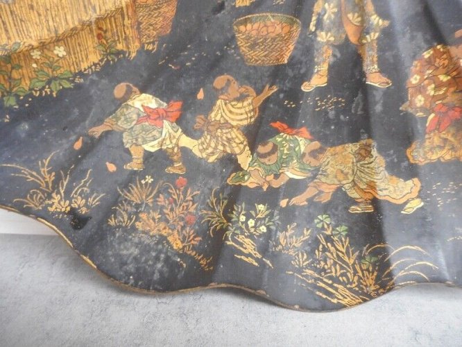 PELLE DE TABLE AVEC BALAYETTE LAQUE ASIATIQUE