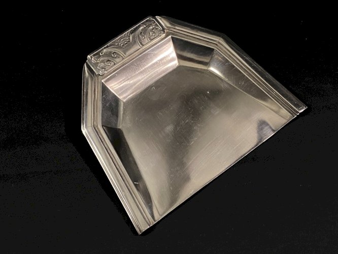 Pelle de table en métal argenté Art Déco 1930