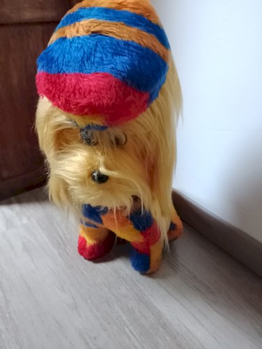 peluche chien datant des années 1970