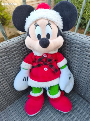 Peluche Disney store minnie noel 2017