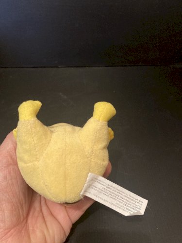 peluche pikachu pokemon hasbro 1999 haut 11 cm