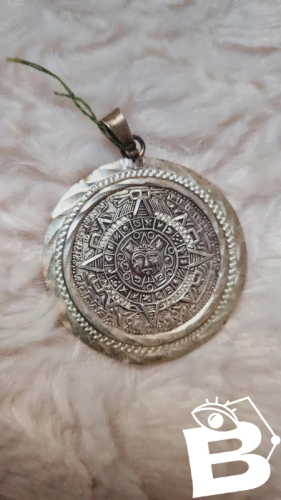 Pendentif ancien calendrier Maya enargent-grande médaille 15,95 grs