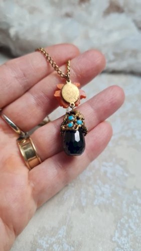 Pendentif ancien en pate de verre