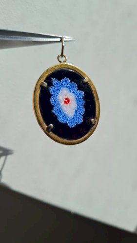 Pendentif ancien en verre de Murano doré- bijou vintage