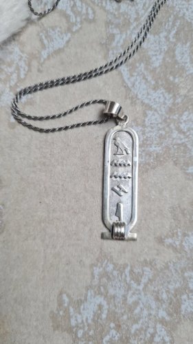 Pendentif  ( Annie )- cartouche en hiéroglyphes en argent