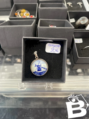 Pendentif argent et d’elfe