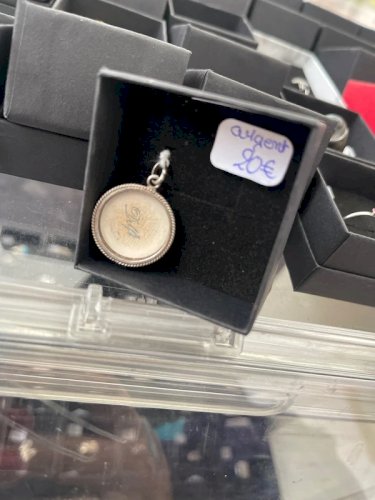 Pendentif argent et d’elfe