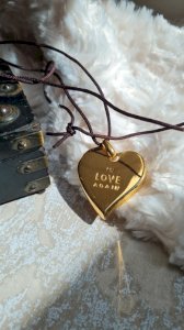 Pendentif Cœur Yves Saint Laurent vintage ( In Love Again )