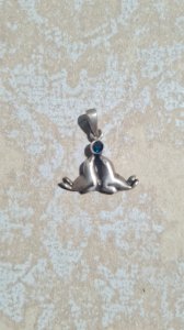 pendentif de otaries en argent - phoques