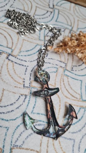 Pendentif émaillée ancre marine