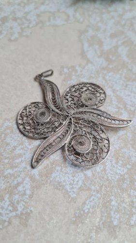 Pendentif fleur en argent oversize filigrane