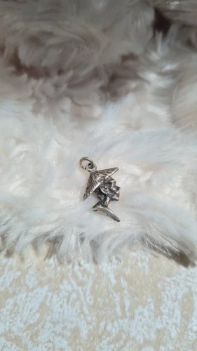 Pendentif homme asiatique en argent