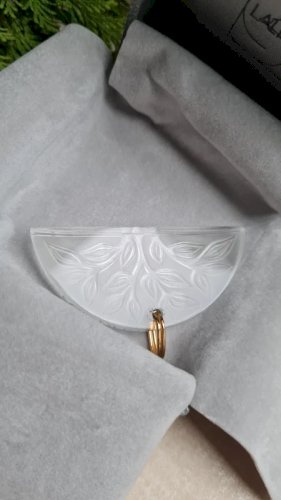 Pendentif Lalique chèvrefeuille arbre de vie