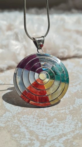 Pendentif Pachamama en argent 925 avec sa chaine