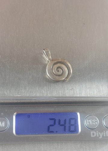 Pendentif spirale / tourbillon, en argent massif