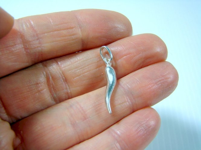 Pendentif vintage argent massif, poinçon 925, P - 1,5 grs.