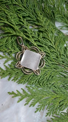 Pendentif vintage Damascène Tolède et filigrane