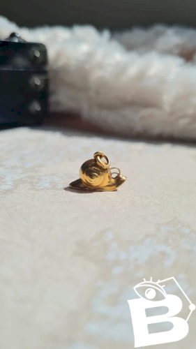 Pendentif vintage escargot en plaqué or
