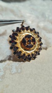 Pendentif vintage et strass grenat marque LSA