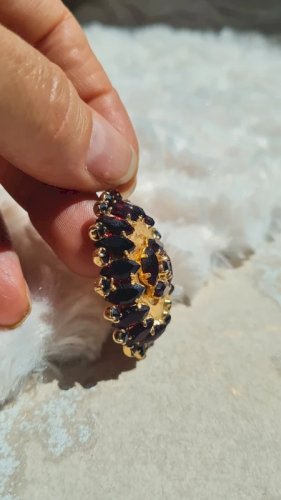 Pendentif vintage et strass grenat marque LSA