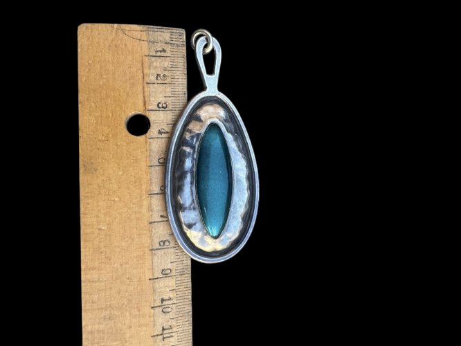 Pendentif vintage vers 1960 Collection Unisexe Couture Design Cabochon Verre