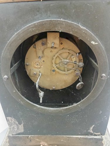  Pendule borne en bronze – Époque Restauration / Charles X