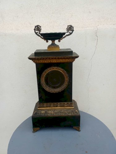  Pendule borne en bronze – Époque Restauration / Charles X