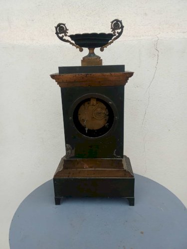  Pendule borne en bronze – Époque Restauration / Charles X