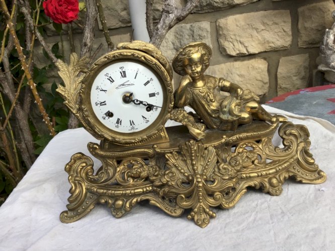 Pendule de cheminée XIXe Napoléon III bronze doré – MADE in italy