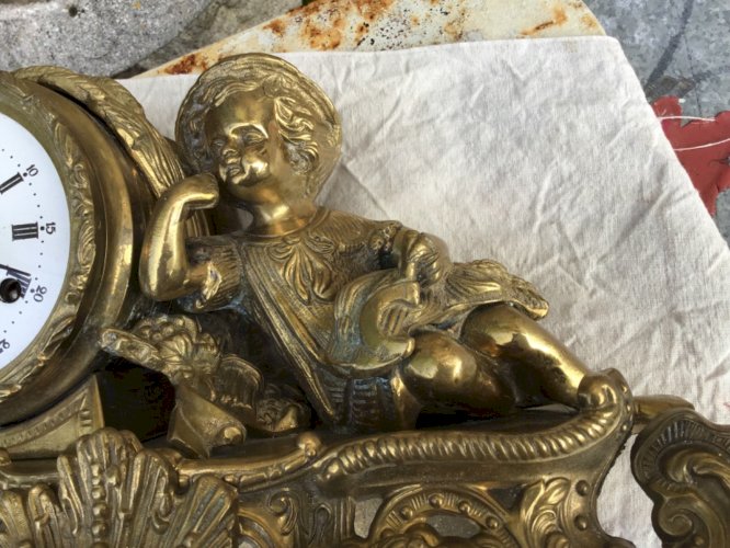 Pendule de cheminée XIXe Napoléon III bronze doré – MADE in italy