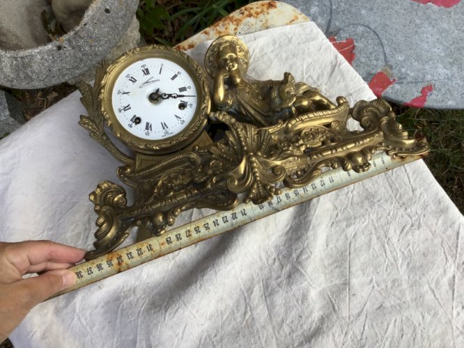 Pendule de cheminée XIXe Napoléon III bronze doré – MADE in italy