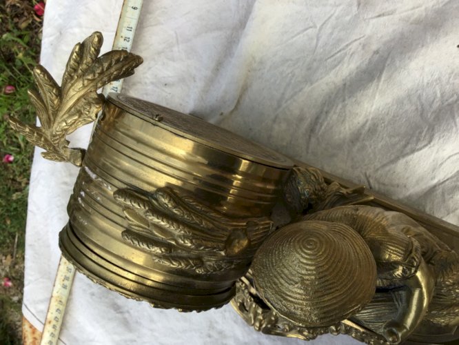 Pendule de cheminée XIXe Napoléon III bronze doré – MADE in italy