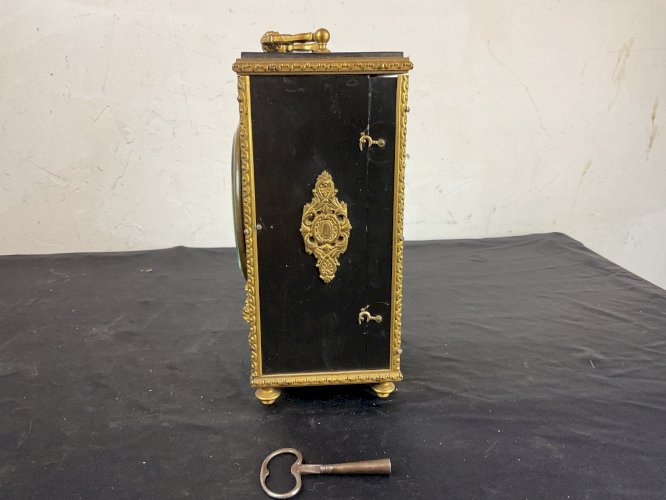 Pendule d’officier De Voyage À Sonnerie bronze et bois