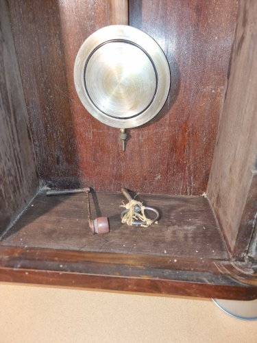 Pendule murale ancienne avec carillon 