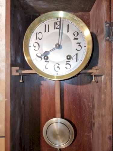 Pendule murale ancienne avec carillon 