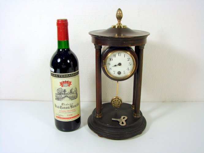 Pendule Portique en Bois et Laiton Sculpté Napoléon III H - 33 cm