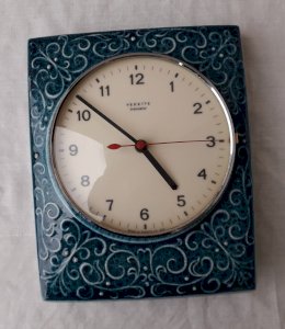 Star Clock in ceramic