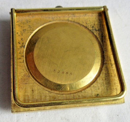 Pendulette de table Art Déco, métal plaqué OR signée PIROFA Antichoc, fonctionne