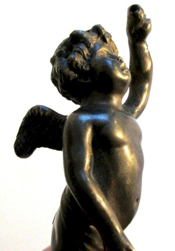 Petit angelot de pendule Napoléon III, sculpture bronze doré