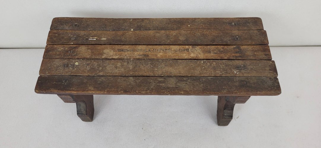 Petit banc / repose pieds
