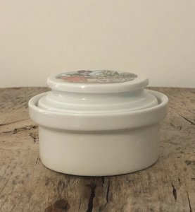 Petit beurrier en porcelaine Pillivuyt