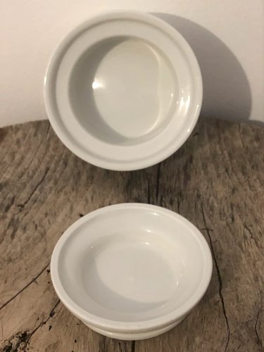 Petit beurrier en porcelaine Pillivuyt