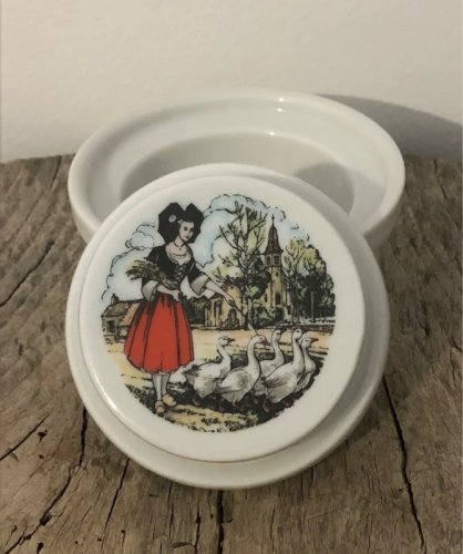 Petit beurrier en porcelaine Pillivuyt