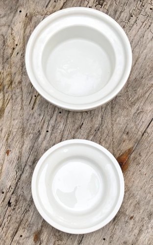 Petit beurrier en porcelaine Pillivuyt