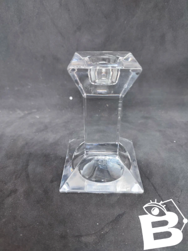 Petit bougeoir en cristal signé villeroy et boch en bon etat
