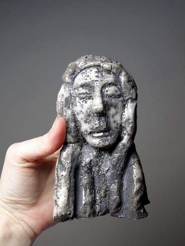 Petit buste d'homme Raku d'art émaillé vintage signé